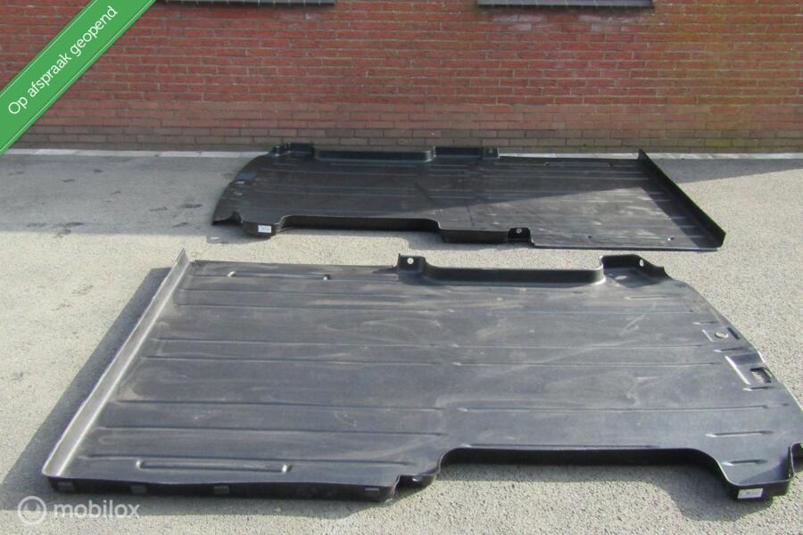 Laadruimte vloerplaat mat  FordTransit Custom lengte 1 en 2