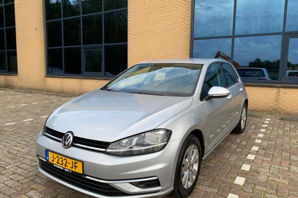 Volkswagen Golf 1.0 TSI DSG 2018 Comfortline Garantie