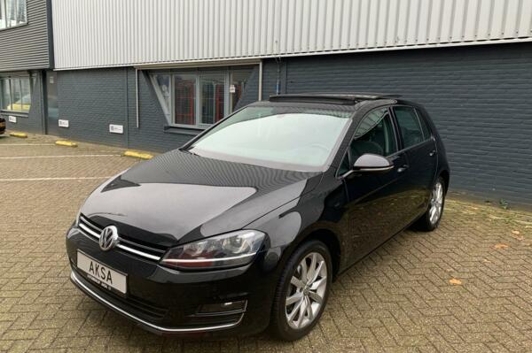 Volkswagen Golf 1.4TSI Highline 122pk | Panoramadak | Navi