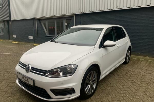 Volkswagen Golf 7 1.2 TSI 110 pk | R-Line | Navi | Garantie