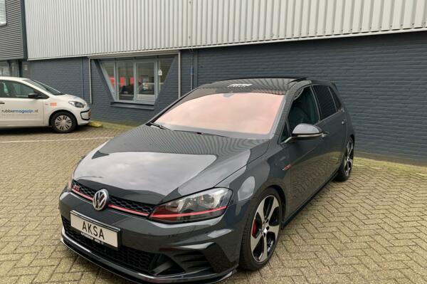 Volkswagen Golf 2.0 TSI GTI Clubsport 365 pk | Pano | Bomvol