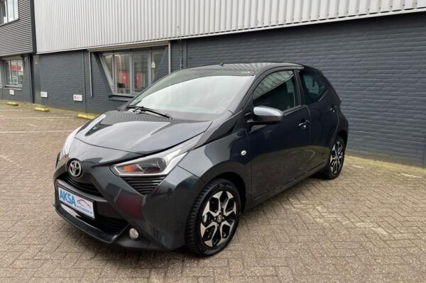 Toyota Aygo 1.0 VVT-i x | Camera | 15inc Sportvelg | CarPlay