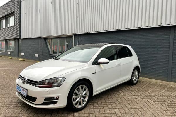Volkswagen Golf 1.4 TSI Highline | DSG | Pano | Navi | Xenon