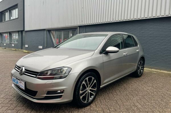 Volkswagen Golf 1.4 TSI 125 pk Highline DSG |Stuurverwarming