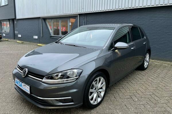 Volkswagen Golf 1.0 TSI Highline | BTW | Virtuele Cockpit