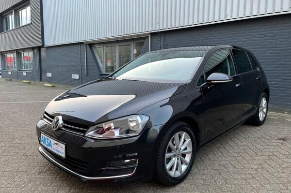 Volkswagen Golf 1.2 TSI Highline | DSG | Navi | Dealer.ondh