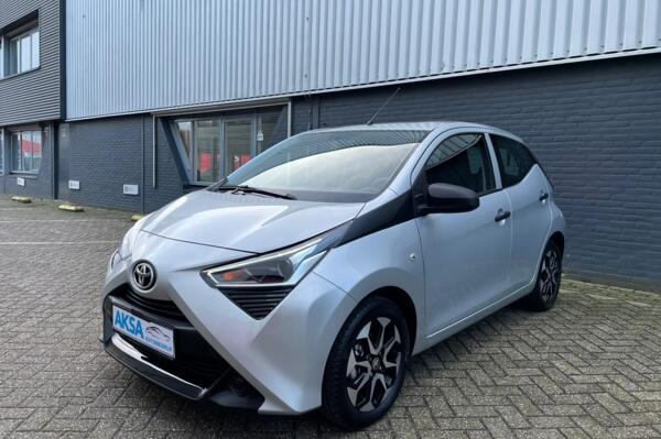 Toyota Aygo 1.0 5drs X-Joy Apple Carplay & Gratis6mnd grntie