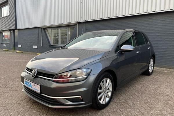 Volkswagen Golf 1.5 TSI Highline | DSG | Virtuele Cockpit |