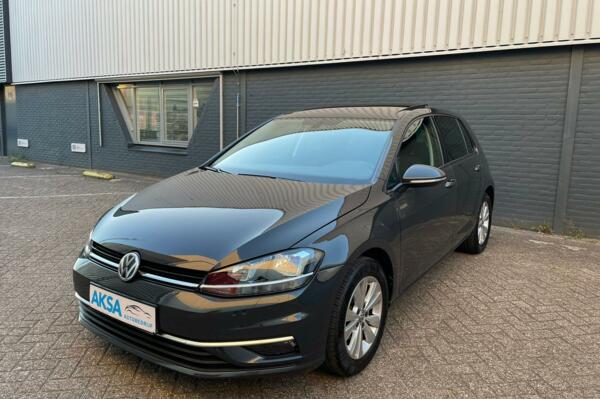 Volkswagen Golf 1.0 TSI Highline 116 pk | Pano | DSG |Camera | BTW| ACC | Draadloos opladen