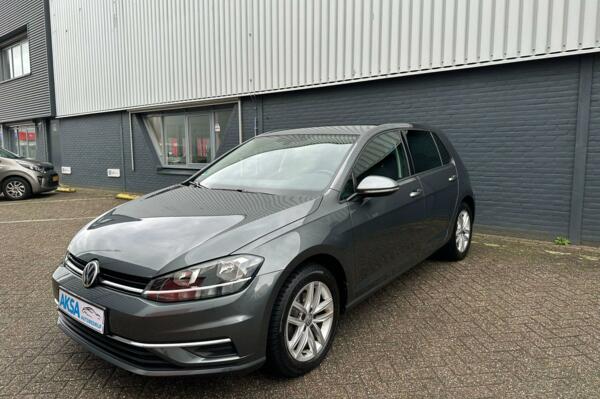 Volkswagen Golf 1.0 TSI Comfortline Business | DSG | Navi