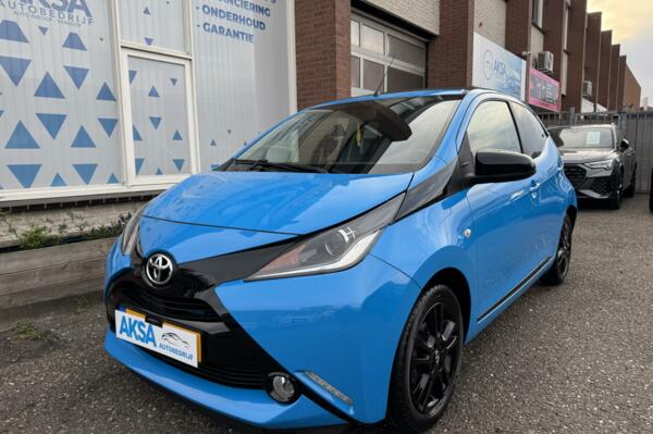 Toyota Aygo 1.0 VVT-i x-wave Vouwdak Camera Navi Sportvelg Leder Garantie