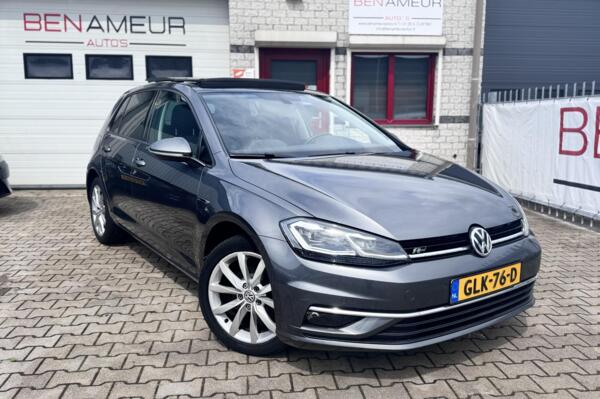 Volkswagen Golf 1.0 TSI Pano/ APP CarPlay/ Alcantara