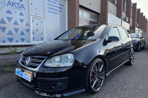 Volkswagen Golf 2.0 TFSI 200pk GTI Sportluchtfilter 19 inch Cruise Airco