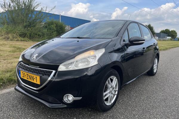 Peugeot 208 1.2 VTi Blue Lease Executive Navi+Clima+Cruise