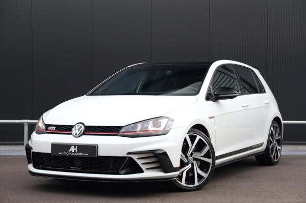 Volkswagen Golf 2.0 TSI DSG GTI Clubsport Schaalstoelen Stoelverwarming Camera ACC CarPlay DAB+ 19-inch NL-Auto NAP!