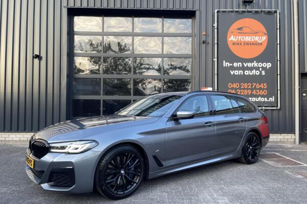 BMW 5-serie Touring 530d M-Pakket CARPLAY|TREKHAAK|CAMERA|LED KOPLAMPEN|M SPORT INTERIEUR|SFEERVERLICHTING|STOELVERWARMING