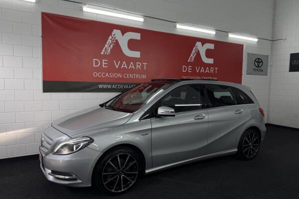 Mercedes B-klasse 200 - PANODAK/XENON/CARPLAY/PDC/NAP
