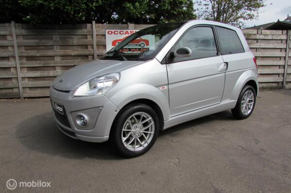 Ligier Brommobiel iXO 440