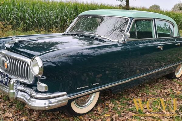 Nash Ambassador custom 1953