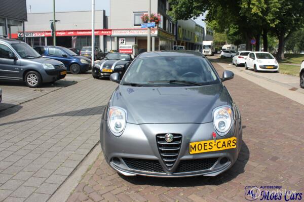 Alfa Romeo MiTo 1.4 Distinctive AIRCO / CARPLAY 94.000 KM !!