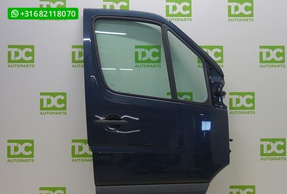 Volkswagen Crafter ('06-'16) Voorportier rechts night black
