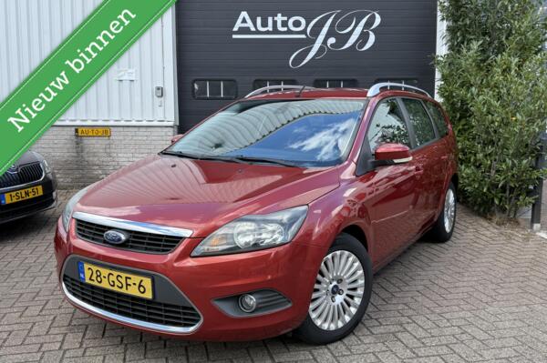 Ford Focus Wagon 1.6 TITANIUM | CLIMA | TREKHAAK | APK 09-26
