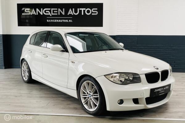 BMW 1-serie  Business Line/M pakket interieur en exterieur