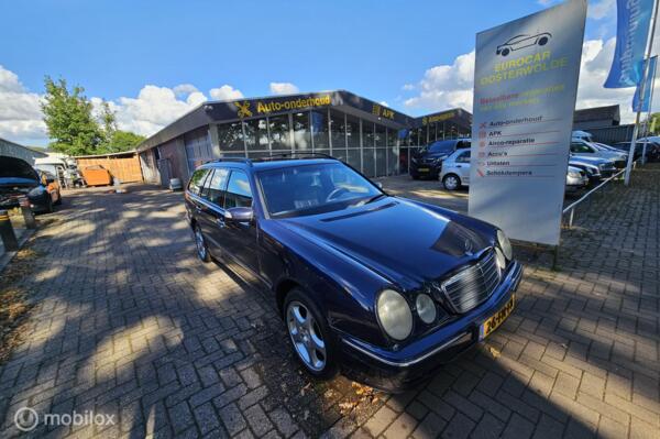 Mercedes E240 Combi Avantgarde 7 PERSOONS UITVOERING