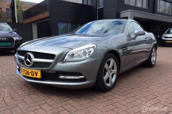 Mercedes SLK-klasse 200 CarbonLOOK Edition Cabrio Panorama Leder