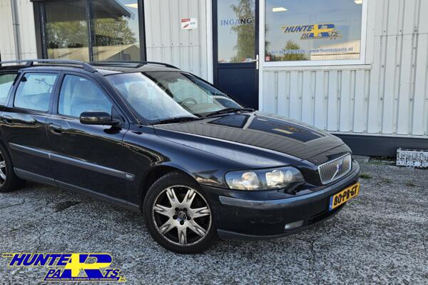 Volvo V70 2.4 D5 Geartronic Kleurcode 452
