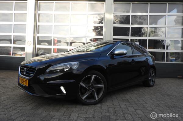 Volvo V40 1.6 T3 R-Design