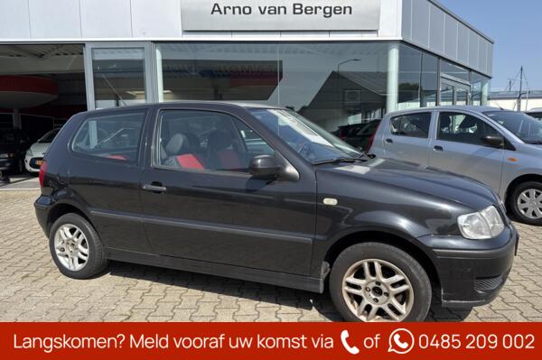 Volkswagen Polo 1.4-16V Trendline, nieuwe APK