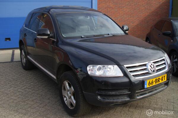 Volkswagen Touareg met werk loopt en rijd 2.5 TDI