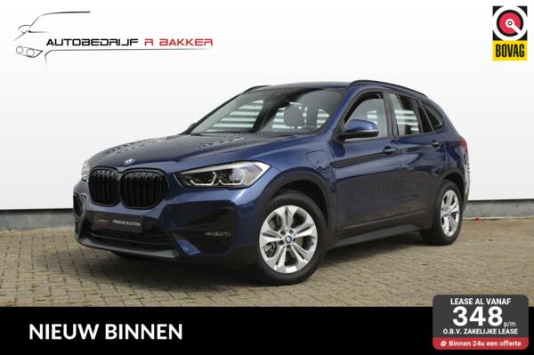 BMW X1 xDrive25e Business Edition Plus // LED - HUD - Camera - Groot scherm Navi. - Elek. Achterklep - 100% Dealeronderhouden