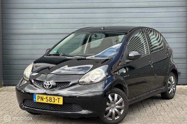 Toyota Aygo 1.0-12V + | Airco | 5 Deurs |