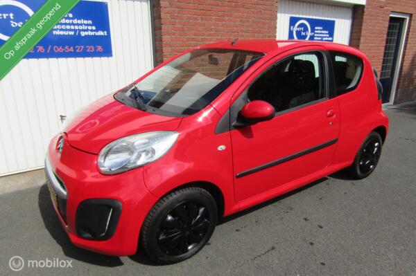 Citroen C1 1.0 Attraction bj: 14-11-2013 en maar 143118 km!