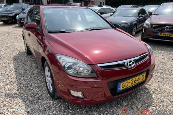 Hyundai i30 1.6i Dynamic Business,AUTOMAAT,airco,P.sensoren