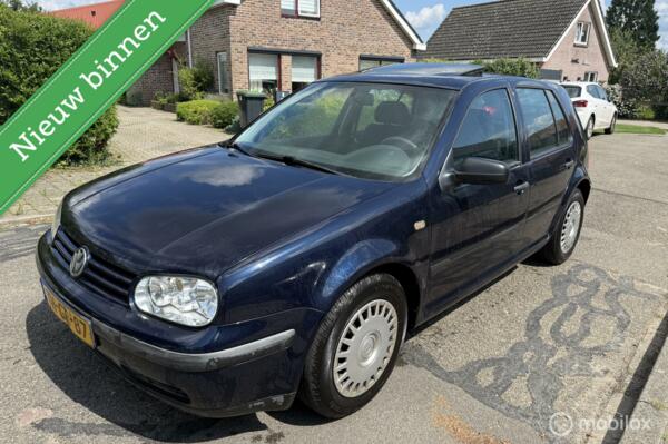 Te Koop Volkswagen Golf 1.6- Nieuwe apk - Airco