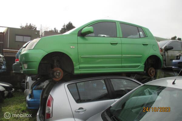 Onderdelen Kia Picanto 1.1 LXE Automaat '05