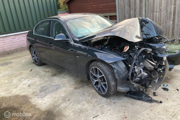 BMW 3-serie 320i EfficientDynamics Edition Business