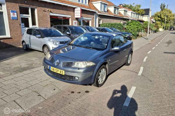 Renault Mégane Cabriolet, AUTOMAAT 2.0-16V Tech Line
