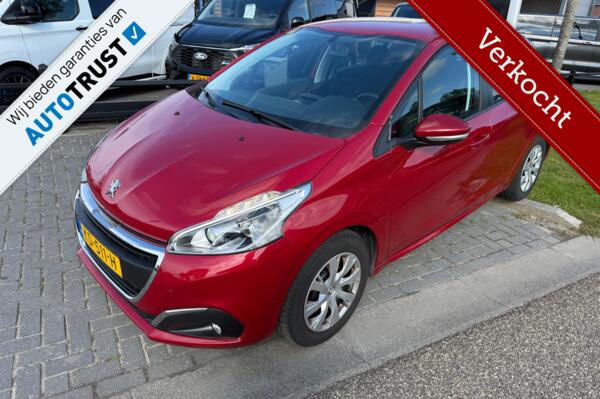 Peugeot 208 1.2 PureTech Blue Lion NAVI,PDC,TREKHAAK DEALER ONDERHOUDEN