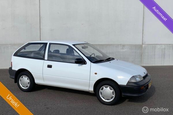 Suzuki Swift 1.0 Spirit AUTOMAAT 3-DEURS APK TOT 08/10/2027