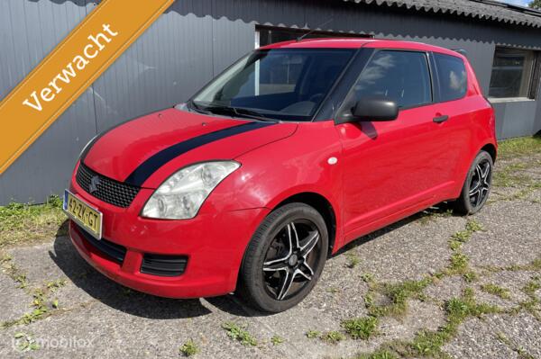 Suzuki Swift 1.3 Base 17" Sportvelgen trekhaak Leuke auto!