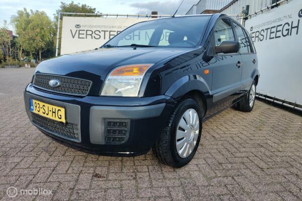 Ford Fusion 1.4-16V Champion
