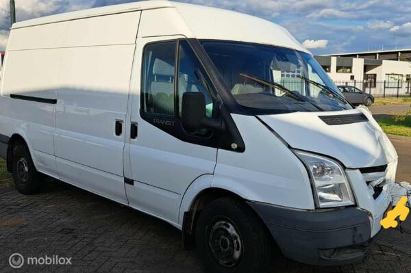 Ford Transit 260S 2.2 TDCI SHD links voor schade