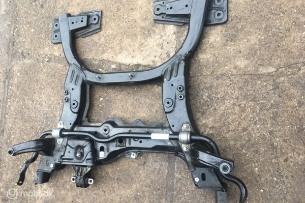 Subframe voor origineel  Mercedes B-klasse W246 ('11-'19)
