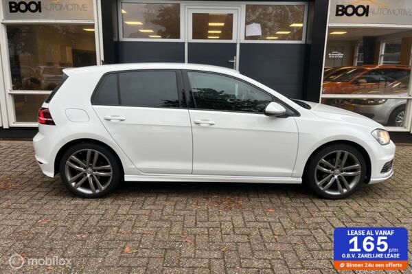 Volkswagen Golf 1.2 TSI Business Edition R-LINE