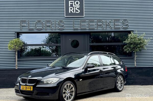 BMW 3-serie Touring 318i | Pano | Beige Leer | Cruise |