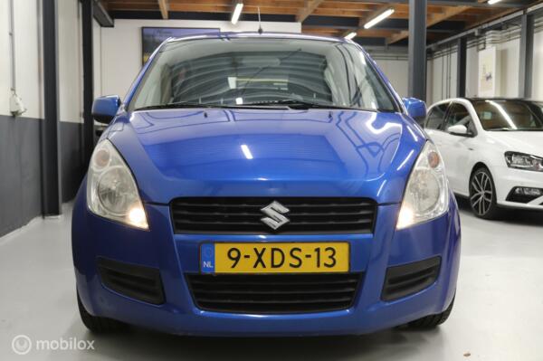 Suzuki Splash 1.0 Trend met nieuw Apk